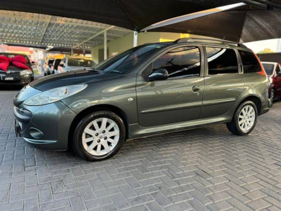PEUGEOT 207 1.6 SW XS 16V FLEX 4P AUTOMÁTICO PEUGEOT 207 1.6 SW XS 16V FLEX 4P AUTOMÁTICO